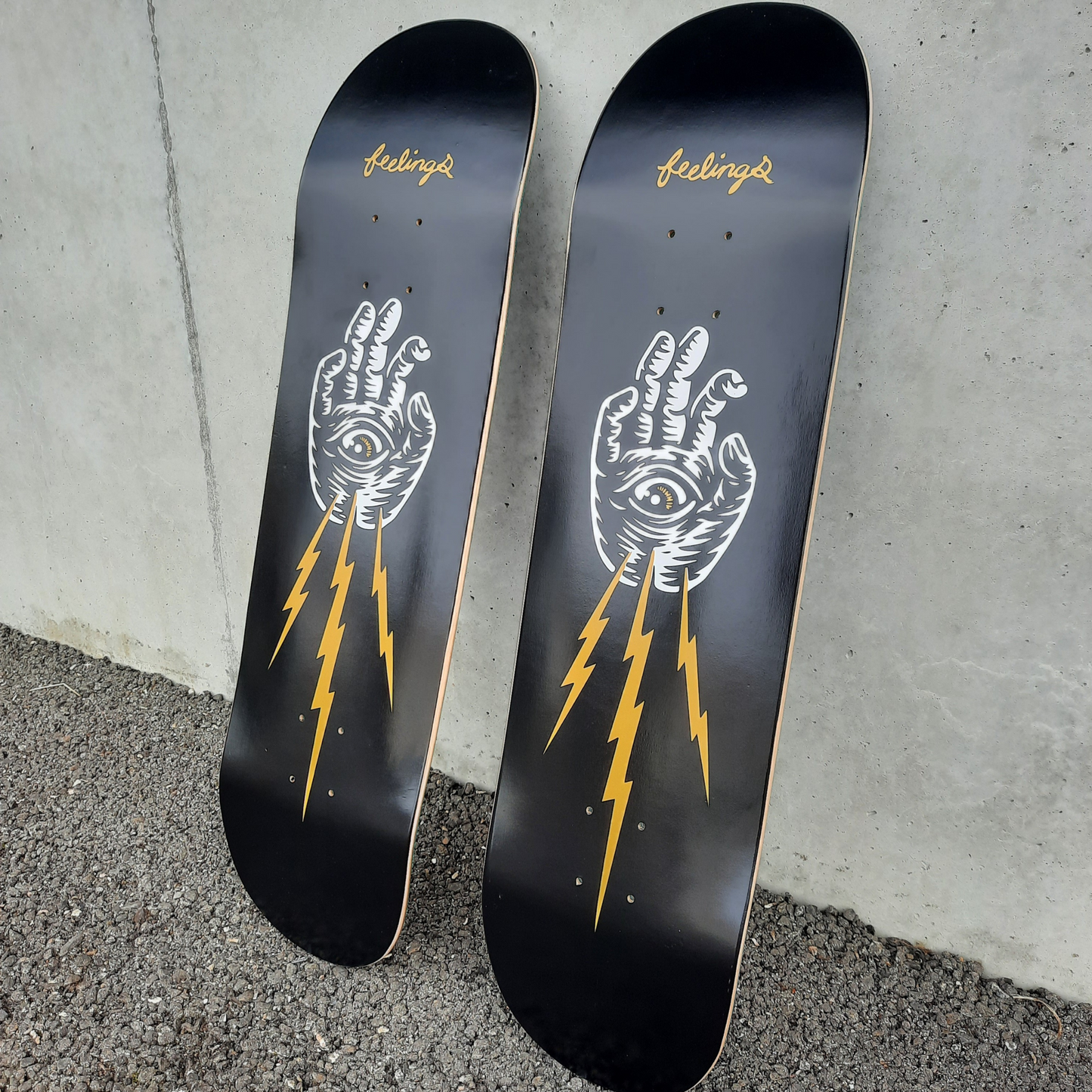Hand 8.125" skateboard deck